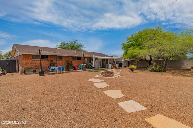 7449 E 18th Street, Tucson, AZ 85710