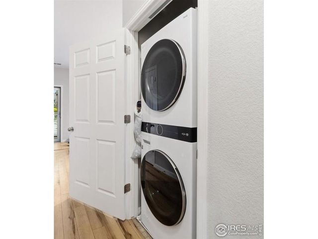 804 Summer Hawk Dr 9105, Longmont, CO 80504