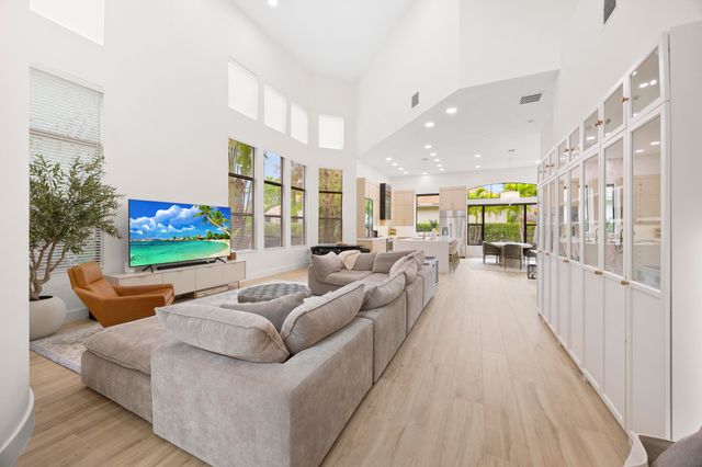 3517 Collonade Drive, Wellington, FL 33449