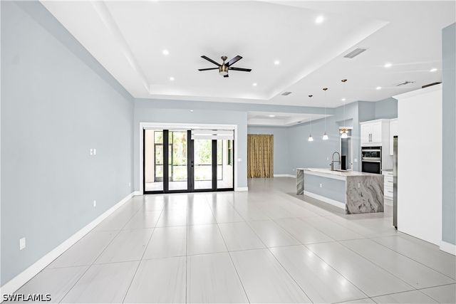 3677 8th AVE NE, Naples, FL 34120