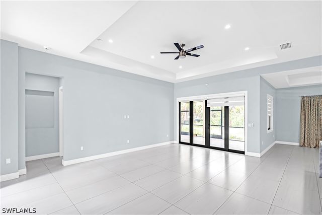 3677 8th AVE NE, Naples, FL 34120