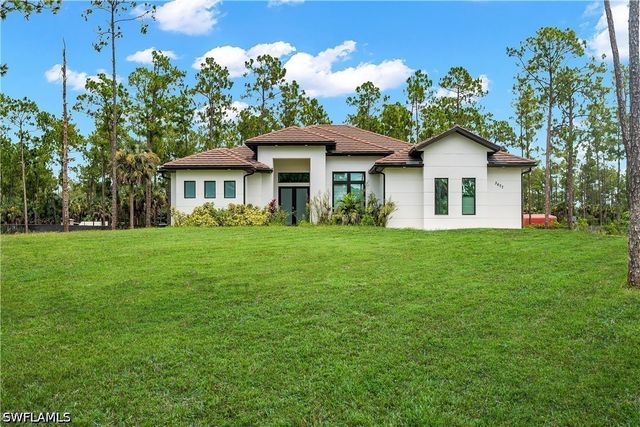 3677 8th AVE NE, Naples, FL 34120
