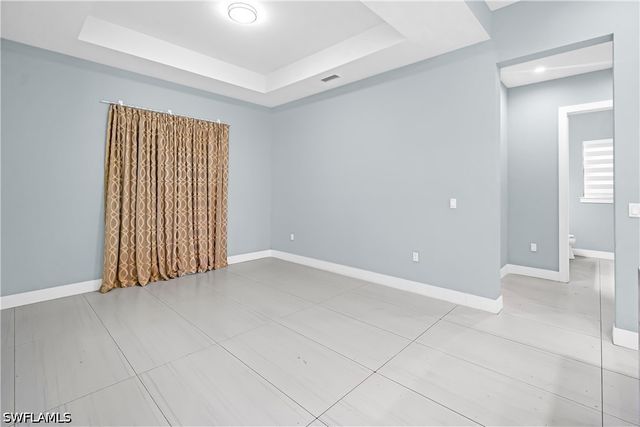 3677 8th AVE NE, Naples, FL 34120