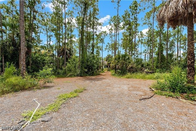 3677 8th AVE NE, Naples, FL 34120