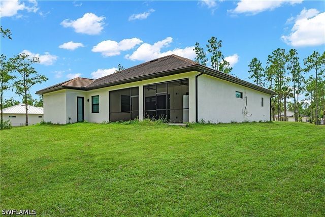 3677 8th AVE NE, Naples, FL 34120