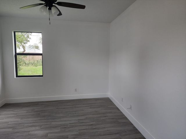 517 LA KIRKSEY Street, West Palm Beach, FL 33407