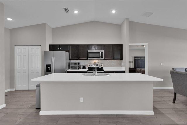 449 SE Whitmore Drive, Port St. Lucie, FL 34984
