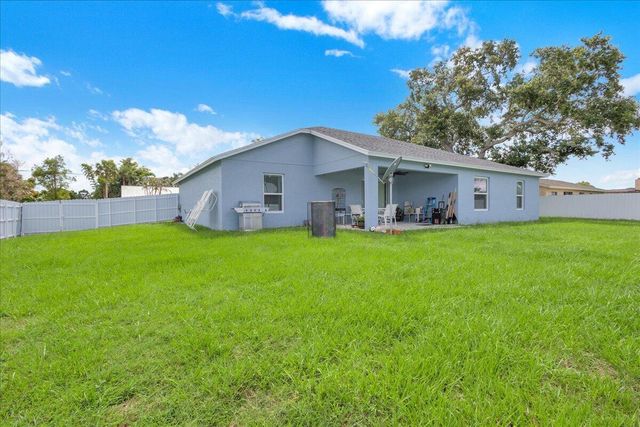 449 SE Whitmore Drive, Port St. Lucie, FL 34984