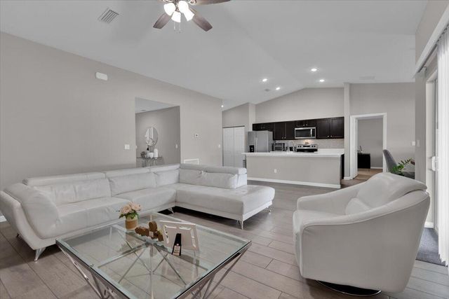 449 SE Whitmore Drive, Port St. Lucie, FL 34984