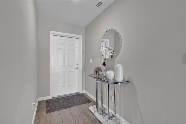 449 SE Whitmore Drive, Port St. Lucie, FL 34984