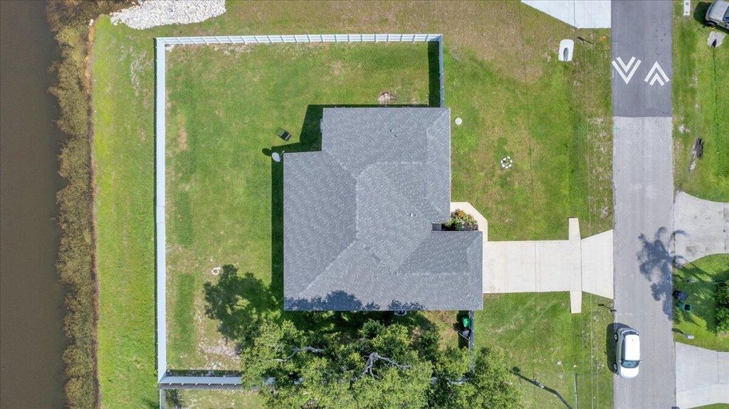 449 SE Whitmore Drive, Port St. Lucie, FL 34984