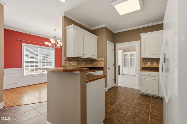 109 Peppertree Drive, Mebane, NC 27302