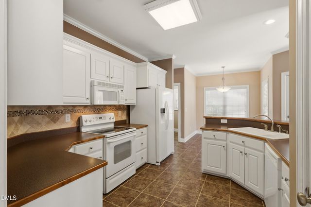 109 Peppertree Drive, Mebane, NC 27302