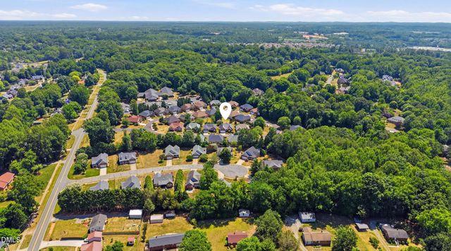 109 Peppertree Drive, Mebane, NC 27302