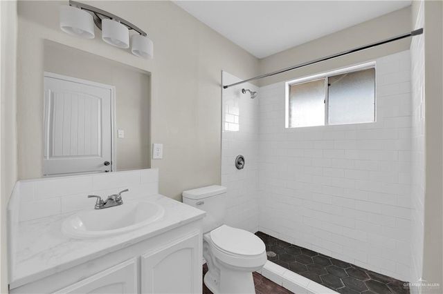 800 S Texas Boulevard, Weslaco, TX 78596