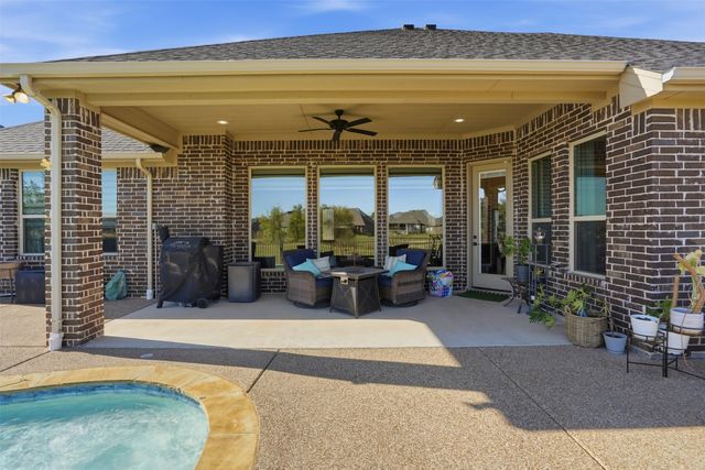 108 Spieth Court, Granbury, TX 76048