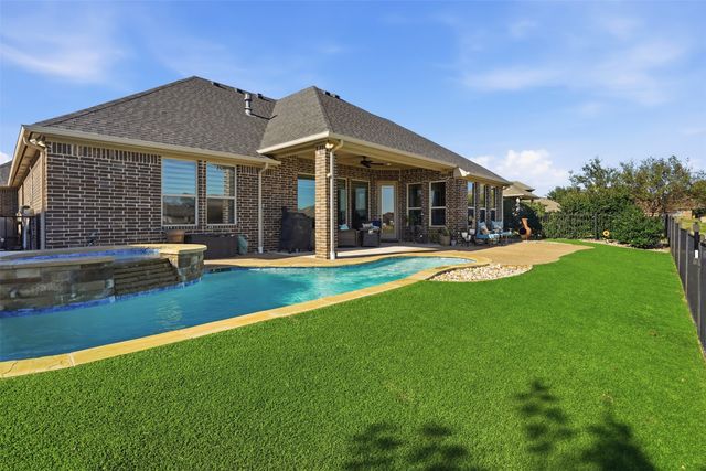 108 Spieth Court, Granbury, TX 76048