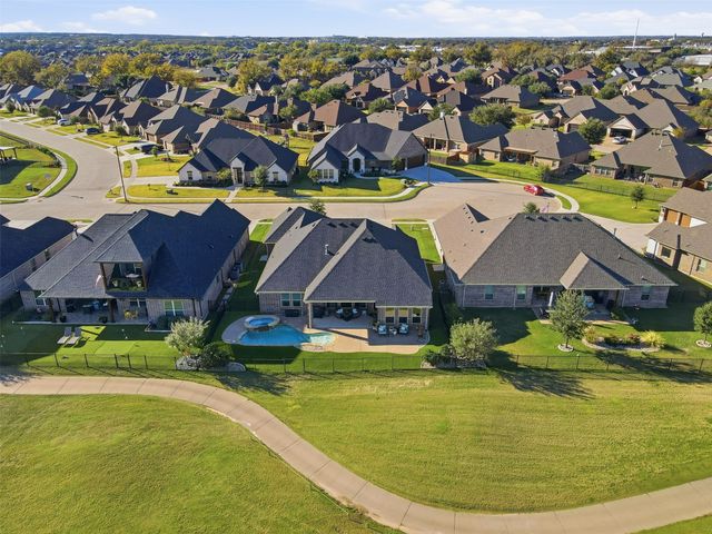108 Spieth Court, Granbury, TX 76048