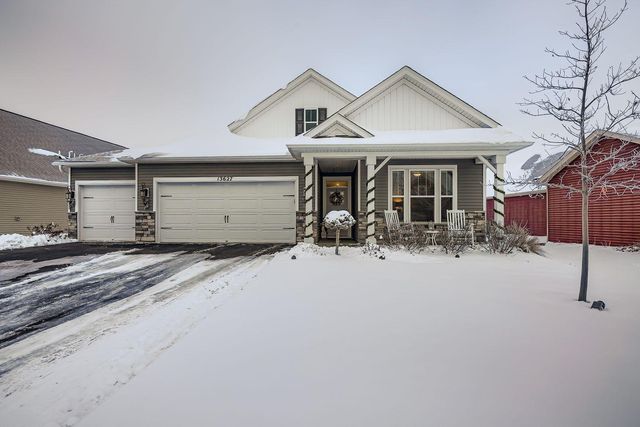 13627 Applewood Trail, Rosemount, MN 55068