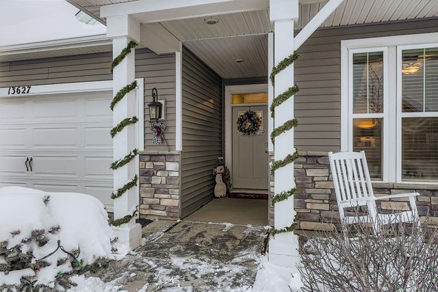 13627 Applewood Trail, Rosemount, MN 55068