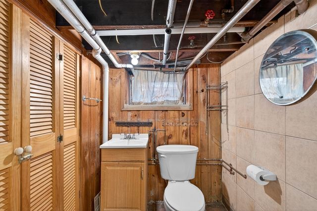60 Harriet Avenue, Quincy, MA 02171