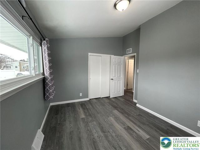 1535 Siegfried Street, Bethlehem City, PA 18017