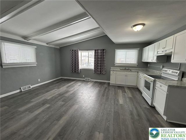 1535 Siegfried Street, Bethlehem City, PA 18017