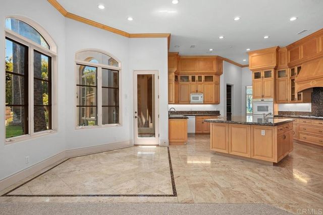 6999 Royal Birkdale Place, Rancho Santa Fe, CA 92067