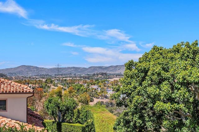 6999 Royal Birkdale Place, Rancho Santa Fe, CA 92067