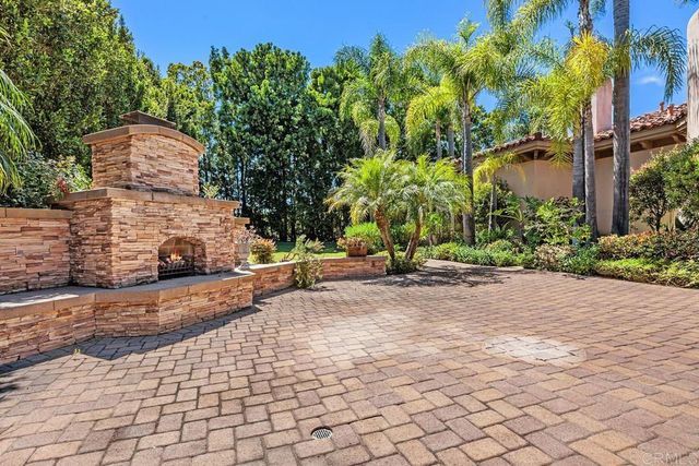 6999 Royal Birkdale Place, Rancho Santa Fe, CA 92067
