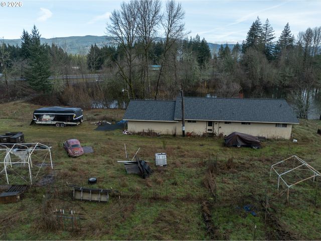 Se FRONTAGE Rd, Cascade Locks, OR 97014