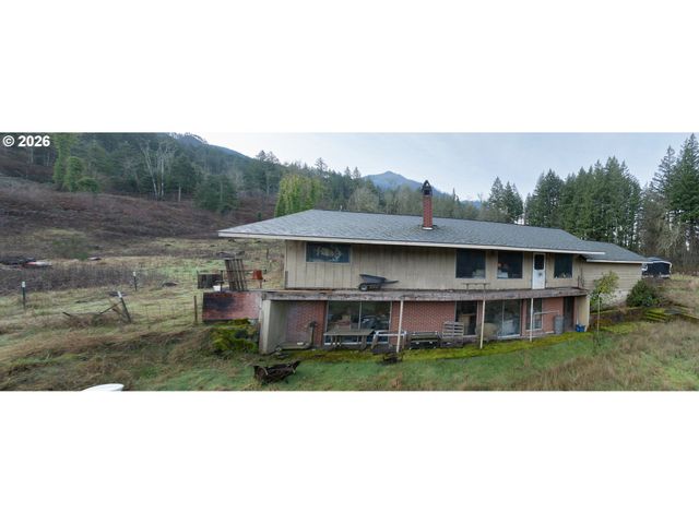 Se FRONTAGE Rd, Cascade Locks, OR 97014
