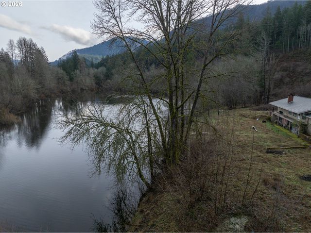 Se FRONTAGE Rd, Cascade Locks, OR 97014