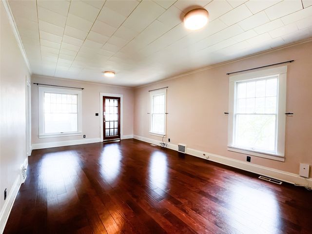 712 40th Street, Des Moines, IA 50312