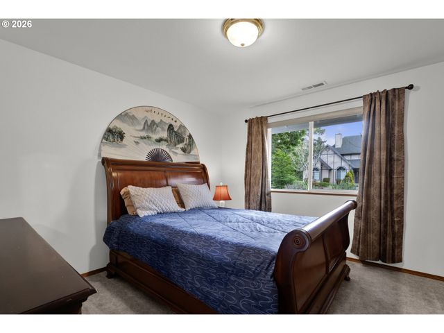 2191 WILLOW St, Florence, OR 97439