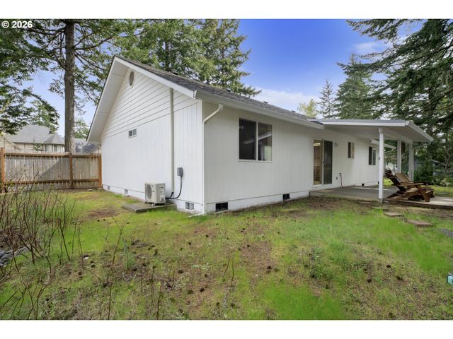 2191 WILLOW St, Florence, OR 97439