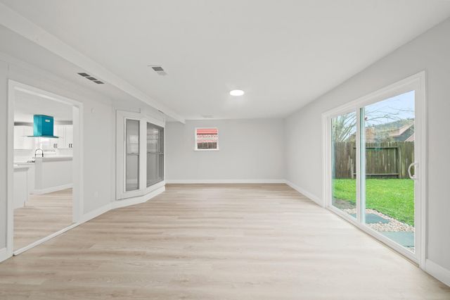 7435 Neal Ridge Drive, Houston, TX 77489