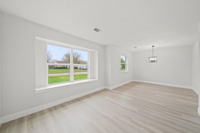 7435 Neal Ridge Drive, Houston, TX 77489