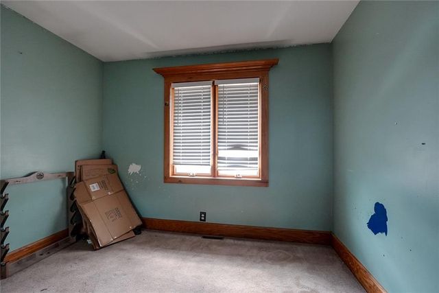 32910 E Oak Hill School Road, Oak Grove, MO 64075