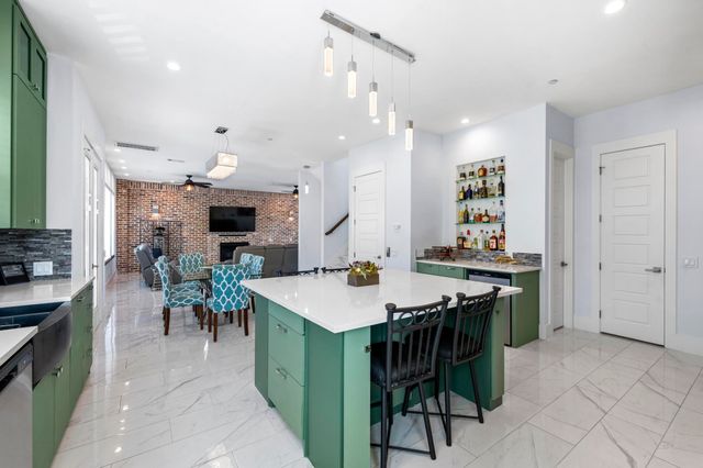 204 S Village Way, Lewisville, TX 75057