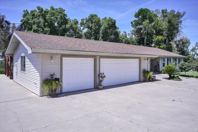 4611 Heather Hills Ln, Oakdale, CA 95361