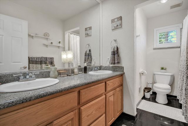 4611 Heather Hills Ln, Oakdale, CA 95361