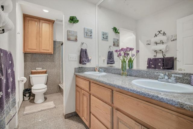 4611 Heather Hills Ln, Oakdale, CA 95361