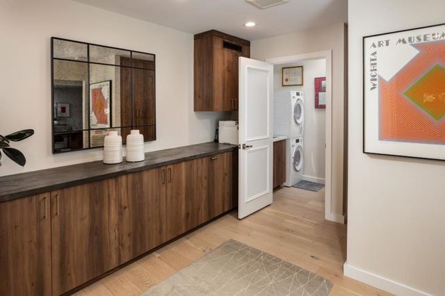 6 Bay Tree, Los Altos, CA 94022