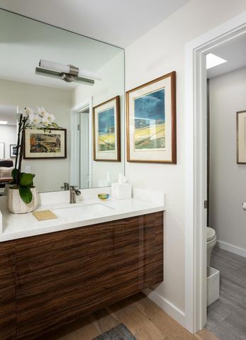 6 Bay Tree, Los Altos, CA 94022