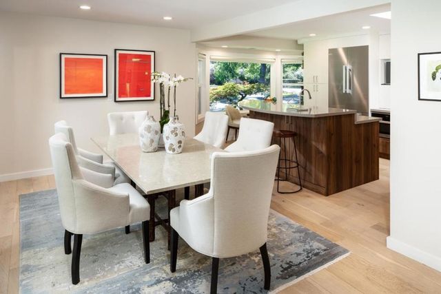 6 Bay Tree, Los Altos, CA 94022