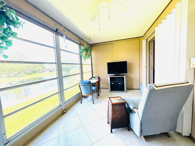 2132 Cambridge F, Deerfield Beach, FL 33442