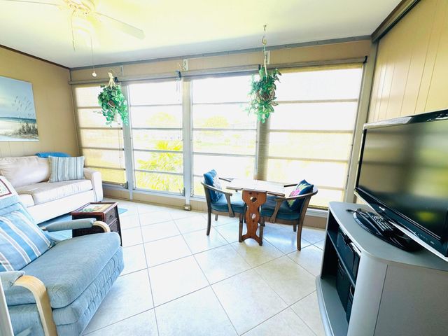 2132 Cambridge F, Deerfield Beach, FL 33442