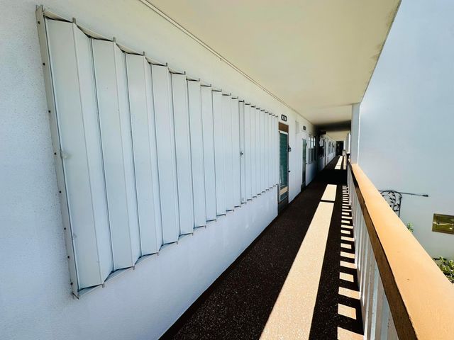 2132 Cambridge F, Deerfield Beach, FL 33442