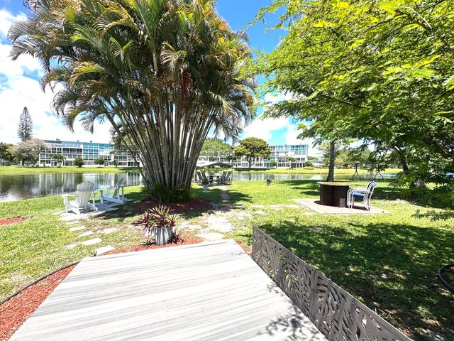 2132 Cambridge F, Deerfield Beach, FL 33442